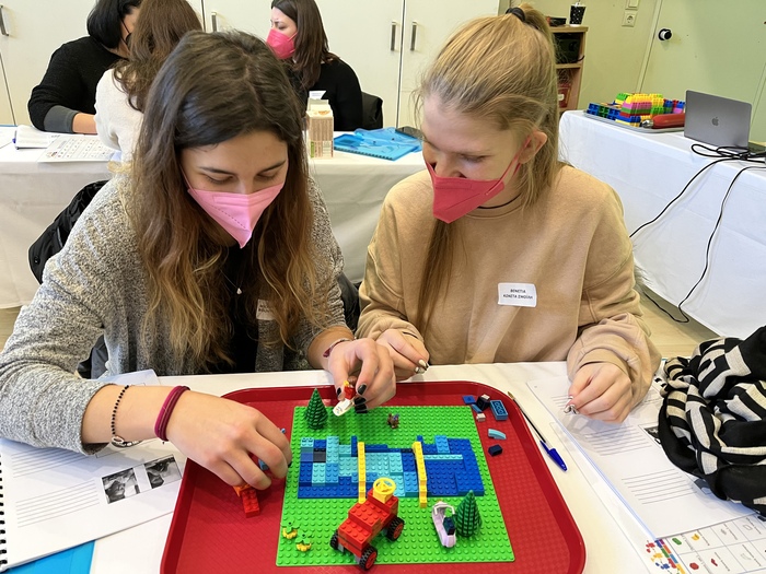 LEGO-based-Therapy- workshop-athens-